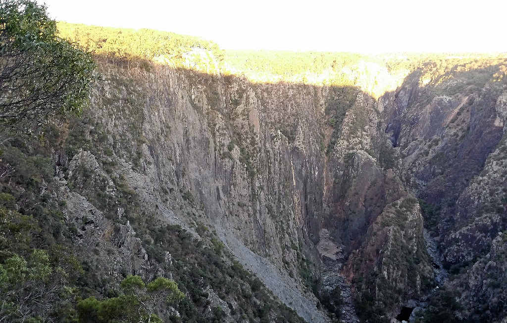 Wollomombi Falls. Wollomombi Falls.